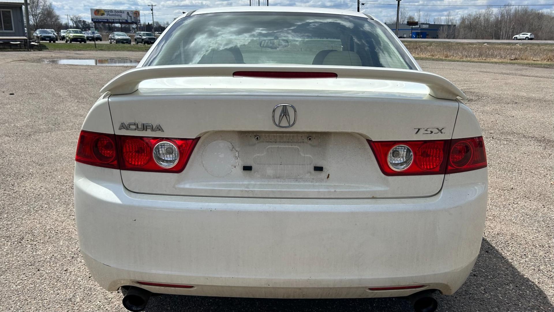 2004 White Acura TSX 5-speed AT with Navigation System (JH4CL96954C) with an 2.4L L4 DOHC 16V engine, 5-Speed Automatic Overdrive transmission, located at 17255 hwy 65 NE, Ham Lake, MN, 55304, 0.000000, 0.000000 - Photo#5